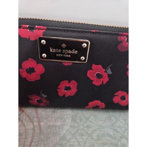 Kate Spade Poppy Neda Zip-around Wallet Clutch Multi Pocket Organizer - Picture 1 of 11